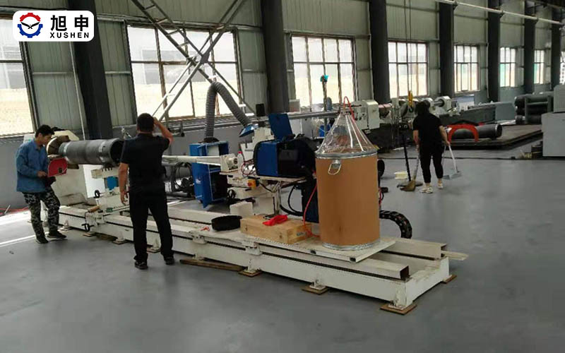 焊接滾輪架，智能焊接輔機(jī)設(shè)備，小孔內(nèi)堆焊專機(jī)