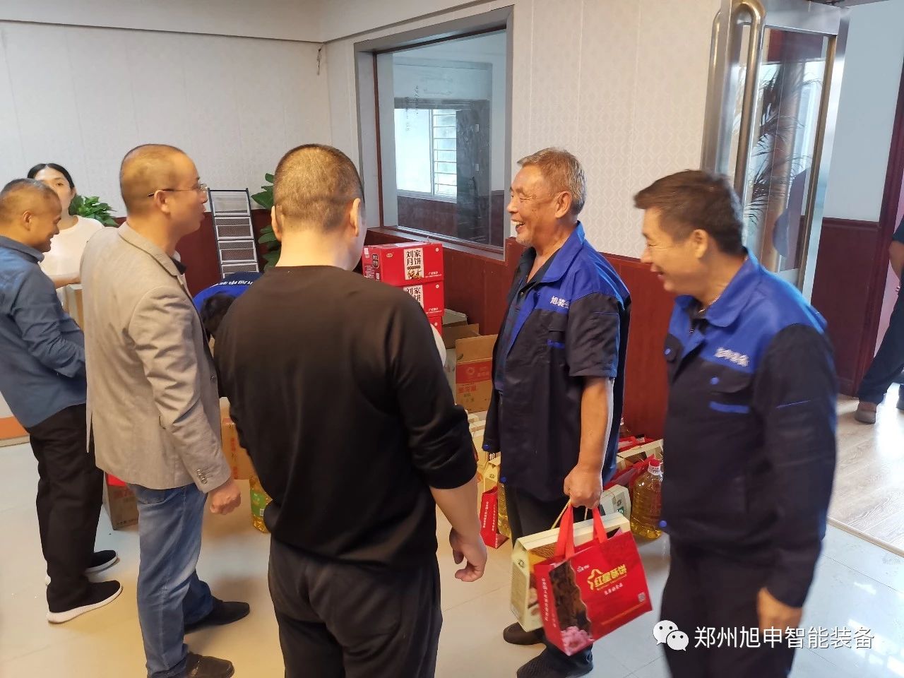旭申智能裝備有限公司，焊接操作機(jī)，滾輪架變位機(jī)
